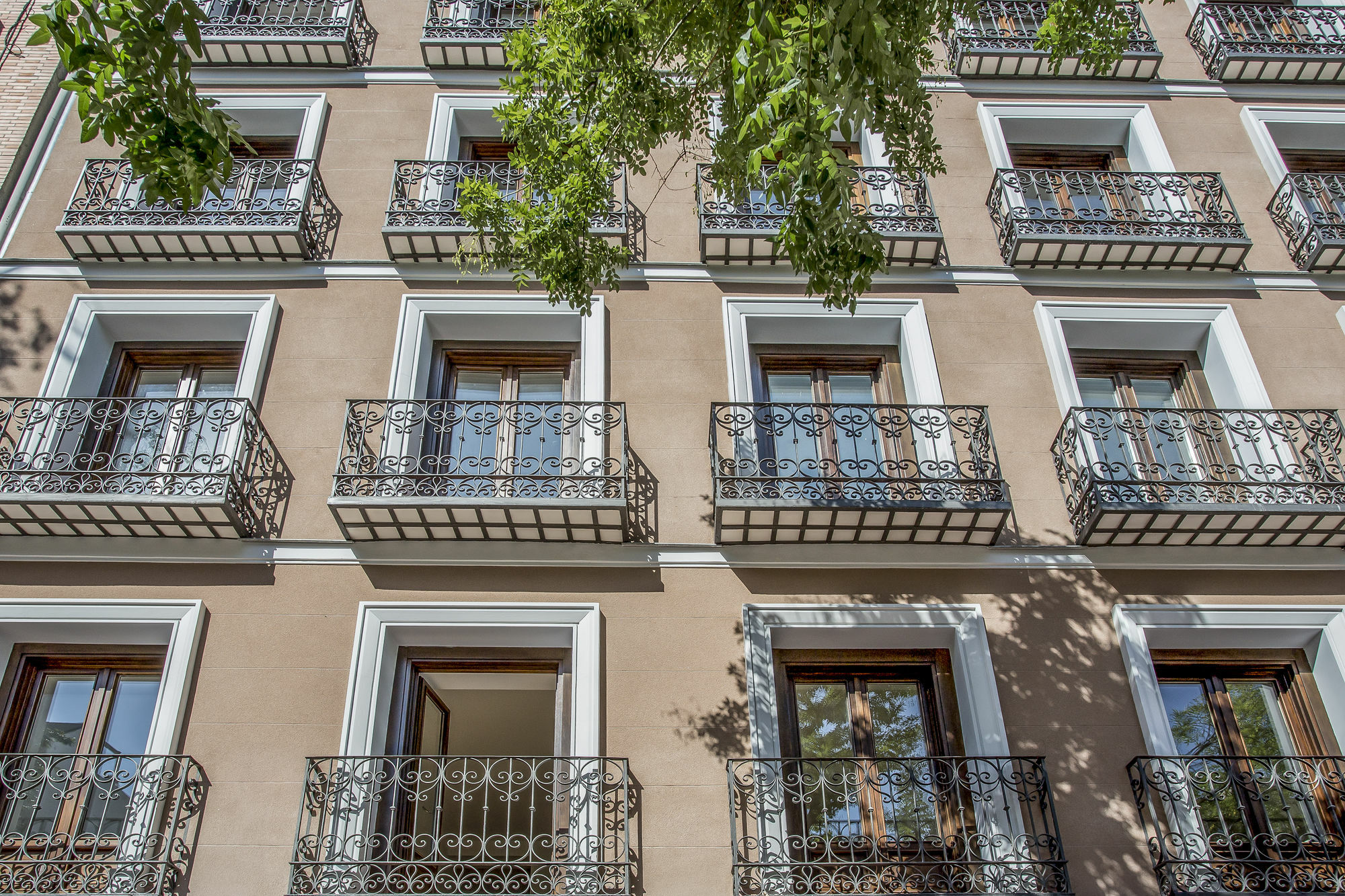 Slow Suites Luchana Madrid Luaran gambar